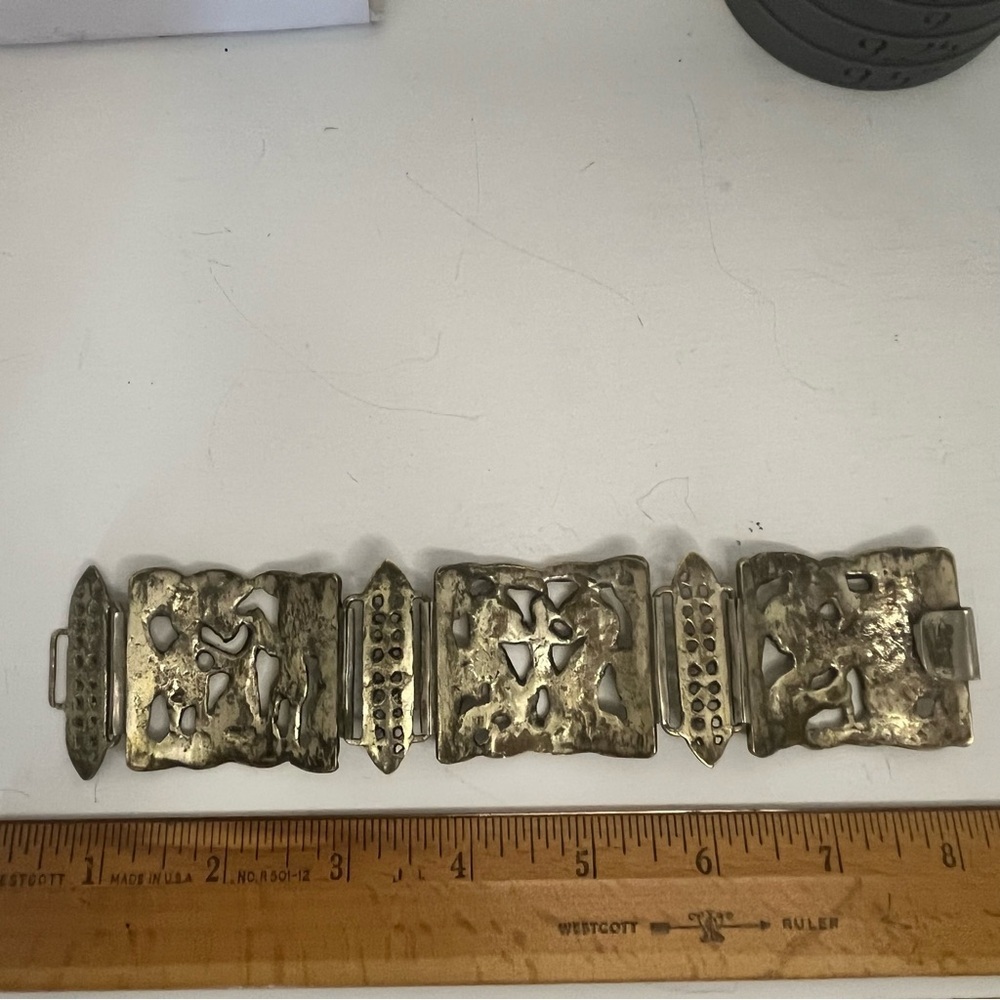 Vintage Brass Tone Etruscan Revival Cuff Bracelet - Picture 7 of 11